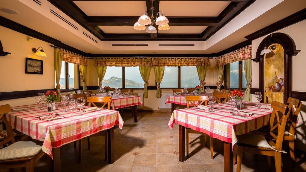 Nobillis - Carpathian Residence Peştera Extérieur photo