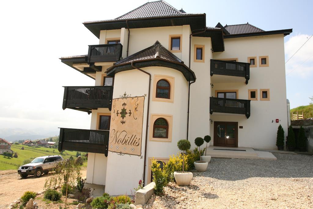 Nobillis - Carpathian Residence Peştera Extérieur photo